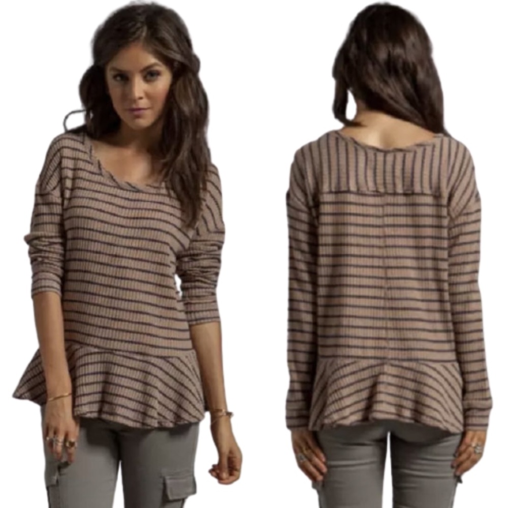 FREE PEOPLE Auntie Em Textured Thermal Top Tan - Picture 2 of 10